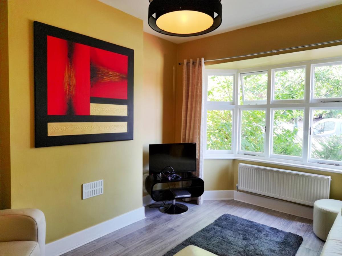 诺丁汉Perry Road, Beautiful Large House Available For Guests And Contractors Parking Wifi别墅 外观 照片