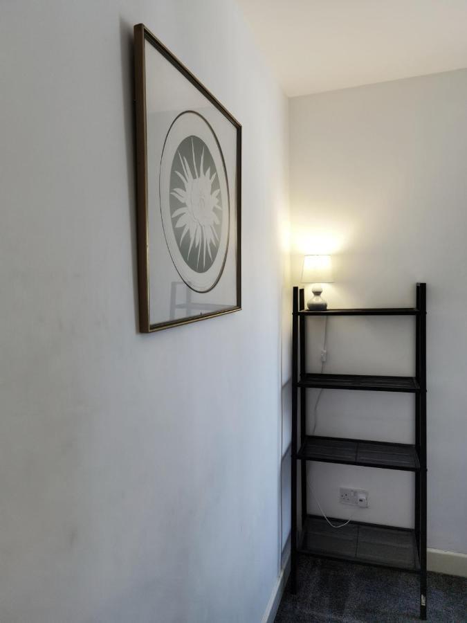 诺丁汉Perry Road, Beautiful Large House Available For Guests And Contractors Parking Wifi别墅 外观 照片